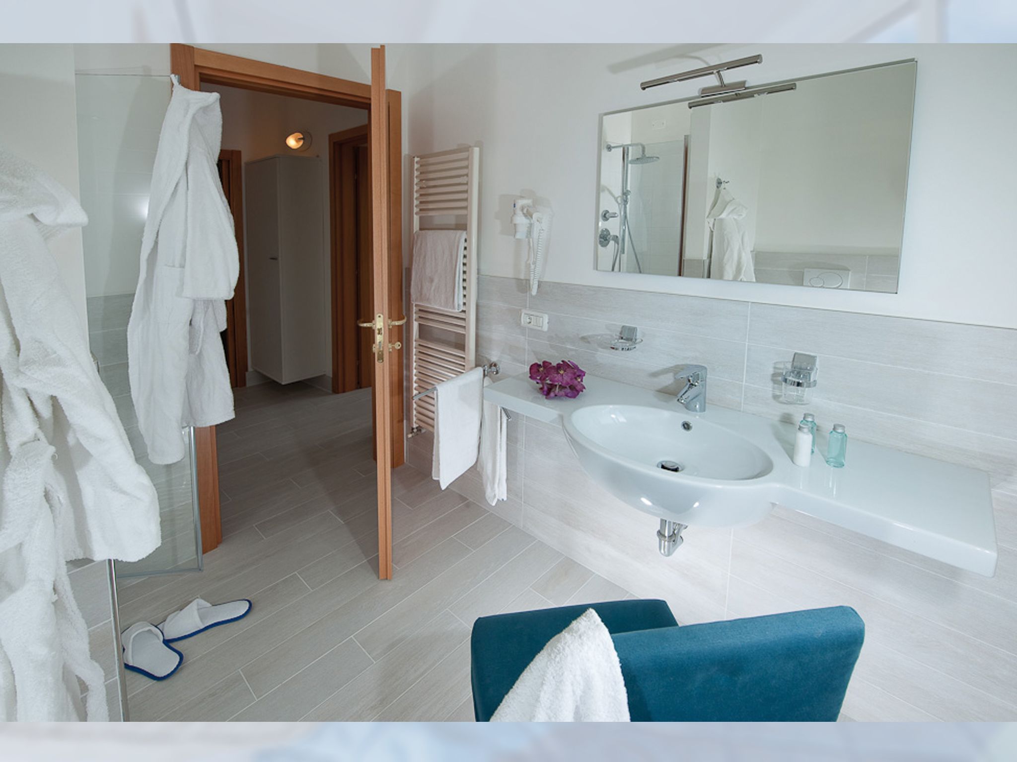 Penthouse, 1 Bedroom | Bathroom | Shower, free toiletries, hair dryer, bidet