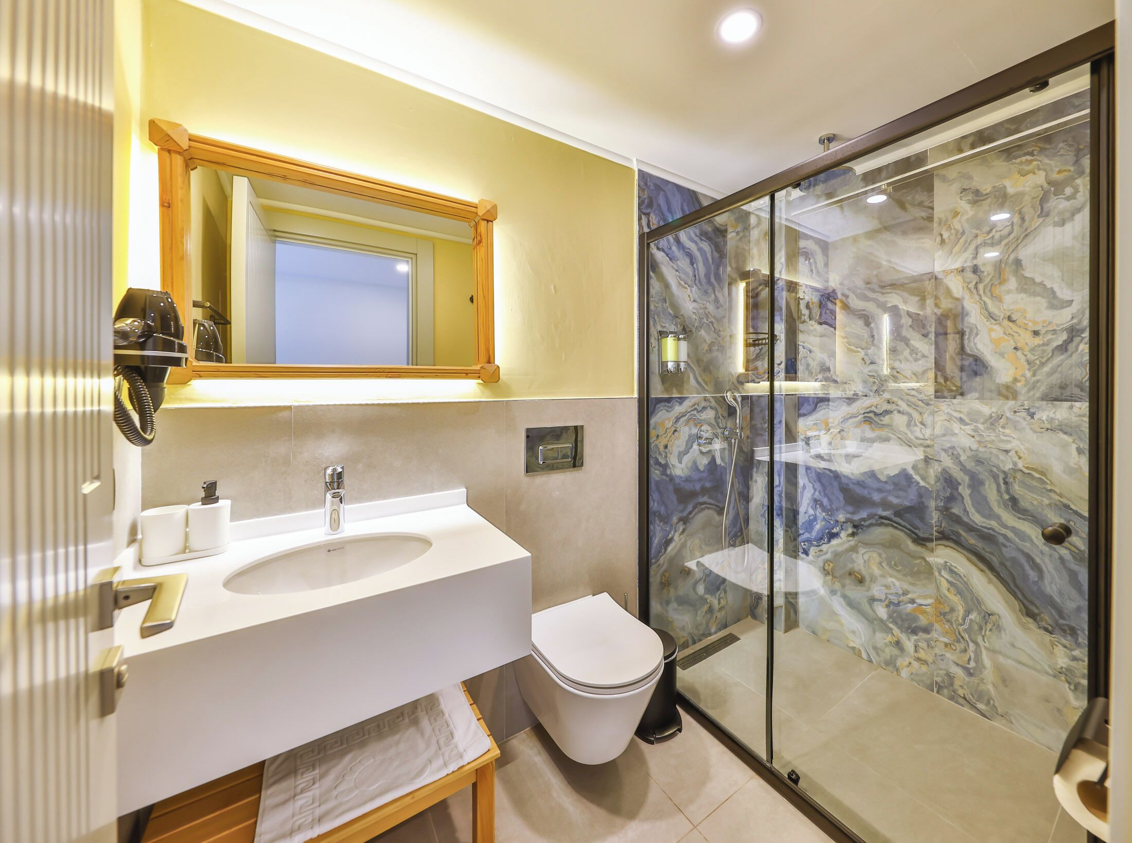 economy garden triple room | 1 bedroom, egyptian cotton sheets, premium bedding, minibar