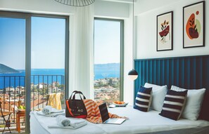 三人房 | 埃及棉床單、高級寢具、迷你吧、熨斗/熨衫板