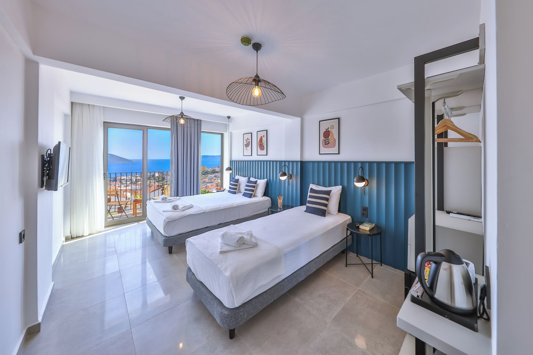 triple room | 1 bedroom, egyptian cotton sheets, premium bedding, minibar