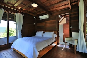 Villa, 3 chambres | 3 chambres, literie de qualité, minibar, bureau