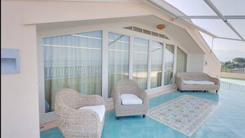 Deluxe Suite, Sea View | Terrace/patio