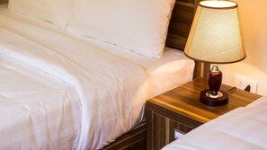 Superior Twin Room, 1 Bedroom, Garden View, Garden Area | Desk, iron/ironing board, free WiFi - Amira Homestay (Hoa Lu)