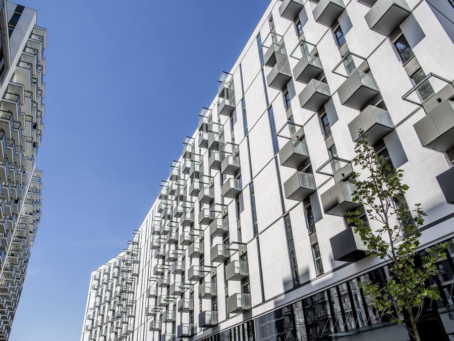 Vista frontal de la propiedad