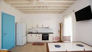 Apartment | Eigene KĂŒche | KĂŒhlschrank, Mikrowelle, Ofen, Herdplatte