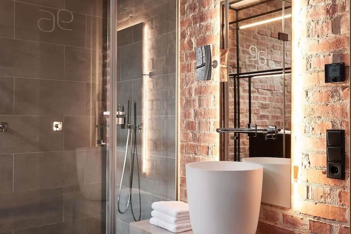 comfort triple room | bathroom | eco-friendly toiletries, hair dryer, towels, soap