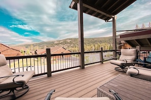 豪華聯排別墅, 多張床, 熱水浴缸, 山景 (Alders 854 Independence Rd) | 客房景觀