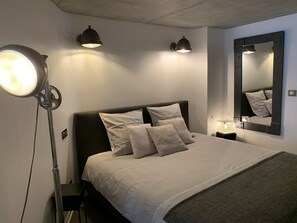 1 habitación, ropa de cama de alta calidad y colchones Tempur-Pedic 
