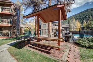 Property grounds - Wild Irishman Lockoff Combo 1064 (Keystone)