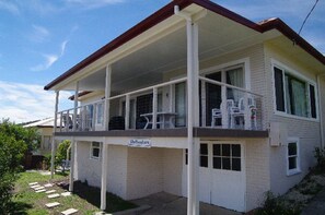 Property grounds - Shellseekers, 4 Hodgson Street, (Crescent Head)