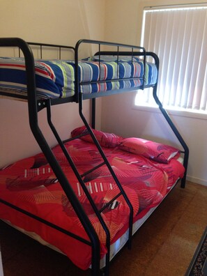 Room - Bellhaven 2, 17 Willow Street, (Crescent Head)
