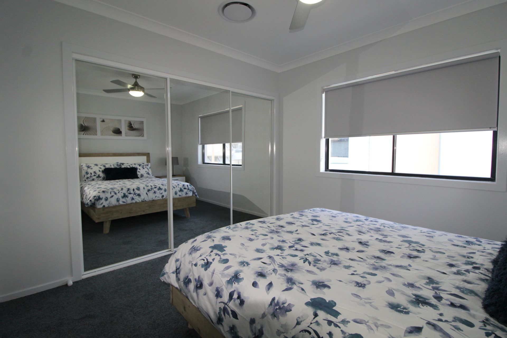 3 عدّة غرف نوم ومكواة/لوح كي