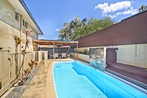 Outdoor pool - 143 Matthew Flinders Drive, Port Macquarie (Port Macquarie)