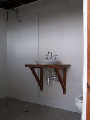 Shower - The Tree House, 6 Gowing Street, (Crescent Head)