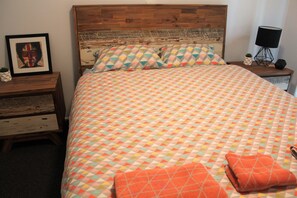 3 bedrooms, free WiFi - Mignon Cottage, 9 Noongah Terrace, (Crescent Head)