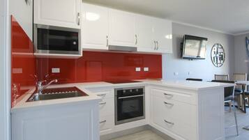 Stovetop, dishwasher