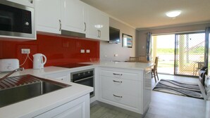 Stovetop - Beachfront 2, 25 Willow Street, (Crescent Head)