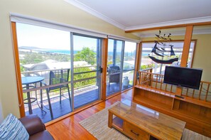 TV - Clear Water House, 6 Hodgson Street (Crescent Head)