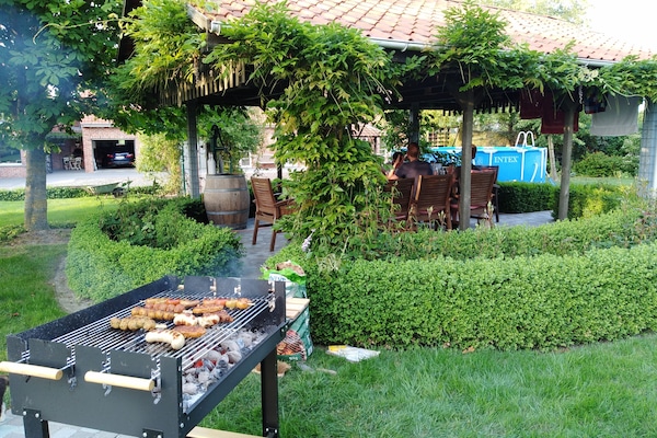 BBQ/picnic area