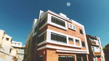 Façade de l’hébergement