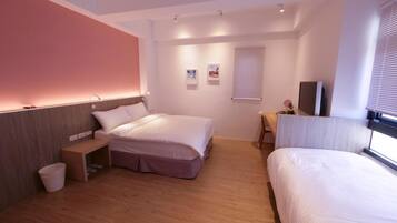 Bureau, rideaux occultants, Wi-Fi gratuit, draps fournis