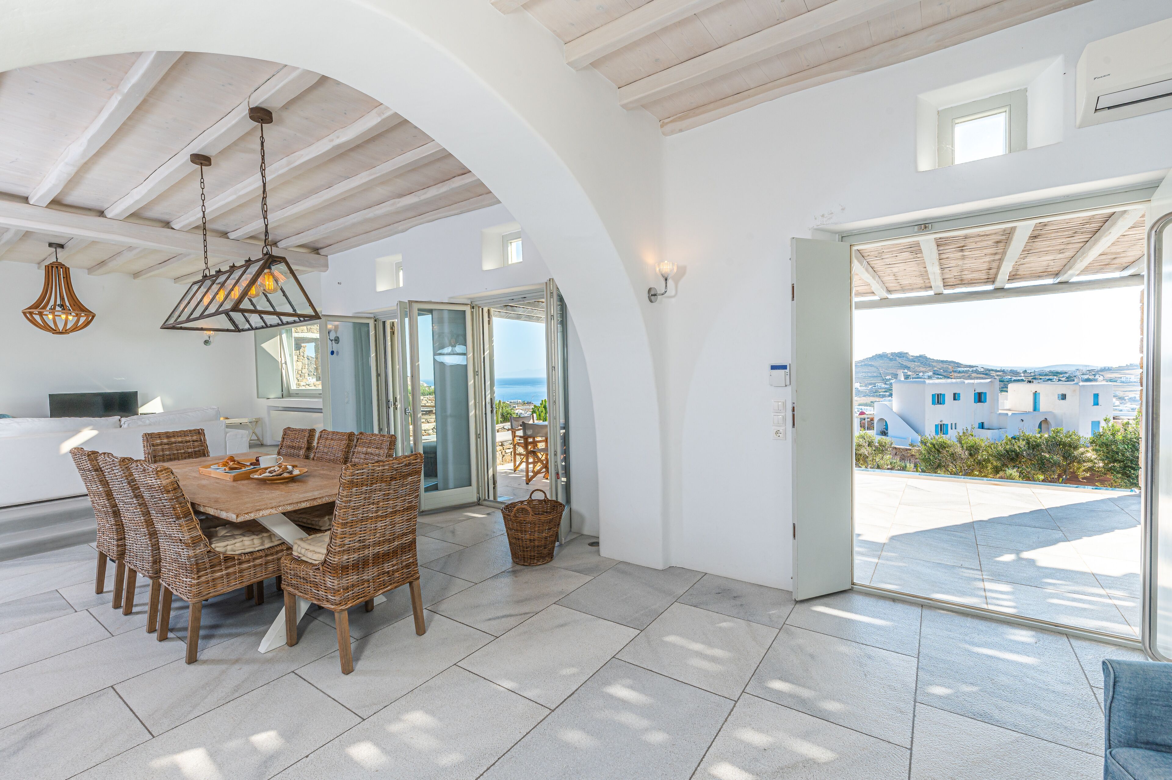 Luxury-Villa, 4 Schlafzimmer, eigener Pool, Meerblick | 4 Schlafzimmer, Bettwäsche aus ägyptischer Baumwolle