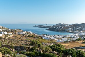 Villa de lujo, 4 habitaciones, piscina privada, vistas al mar | Vistas desde la habitación