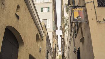 Overnatningsstedets indgangsparti