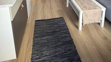 Basic-Ferienhütte, 1 Schlafzimmer, Gemeinschaftsbad | Individuell dekoriert, individuell eingerichtet, Bügeleisen/Bügelbrett