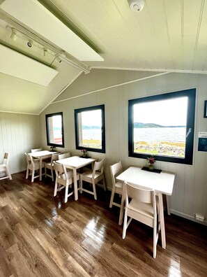 Coffee/tea maker, electric kettle, eco-friendly cleaning products - Base Camp Hamarøy (Hamaroy)
