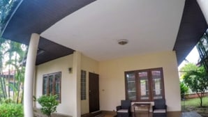 Unclassified image, 2 of 21, button - Busaba House (Pattaya)
