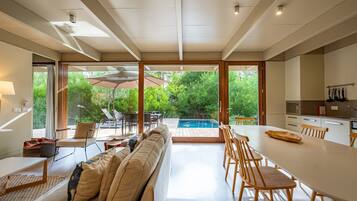 Vil·la, 3 dormitoris (Beach) | Sala d'estar | Televisor LCD