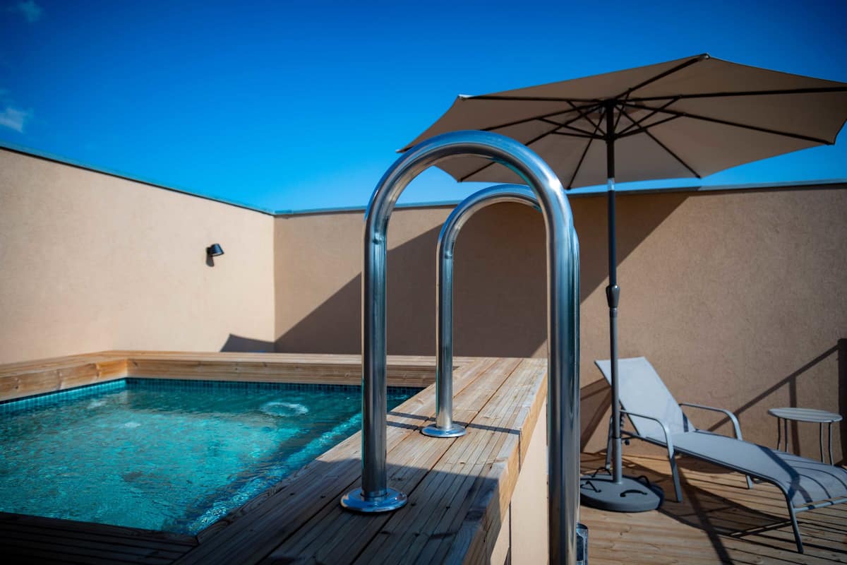 Huoneisto, 3 makuuhuonetta, yksityinen uima-allas (Eco Village Beach, First Floor) | 3 makuuhuonetta, allergiatestatut vuodevaatteet