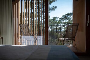 Hypo-allergenic bedding, individually decorated, individually furnished