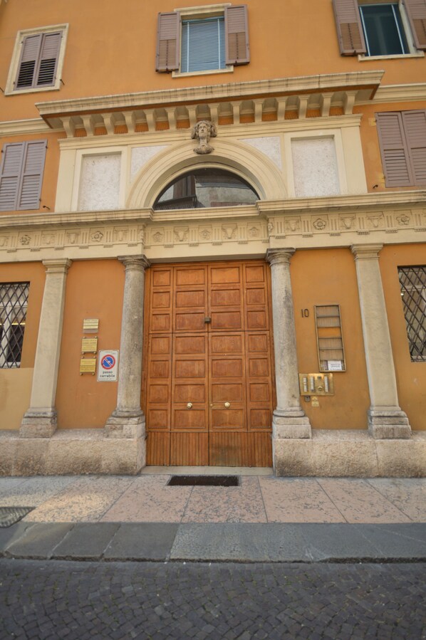 Property entrance - Room Verona Ai Duchi (Verona)