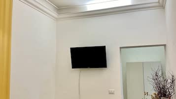 エコノミー トリプルルーム エンスイート | WiFi (無料)、ベッドシーツ