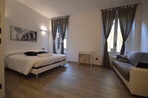 Dreibettzimmer, mit Bad (Room 3) | Kostenloses WLAN, Bettwäsche