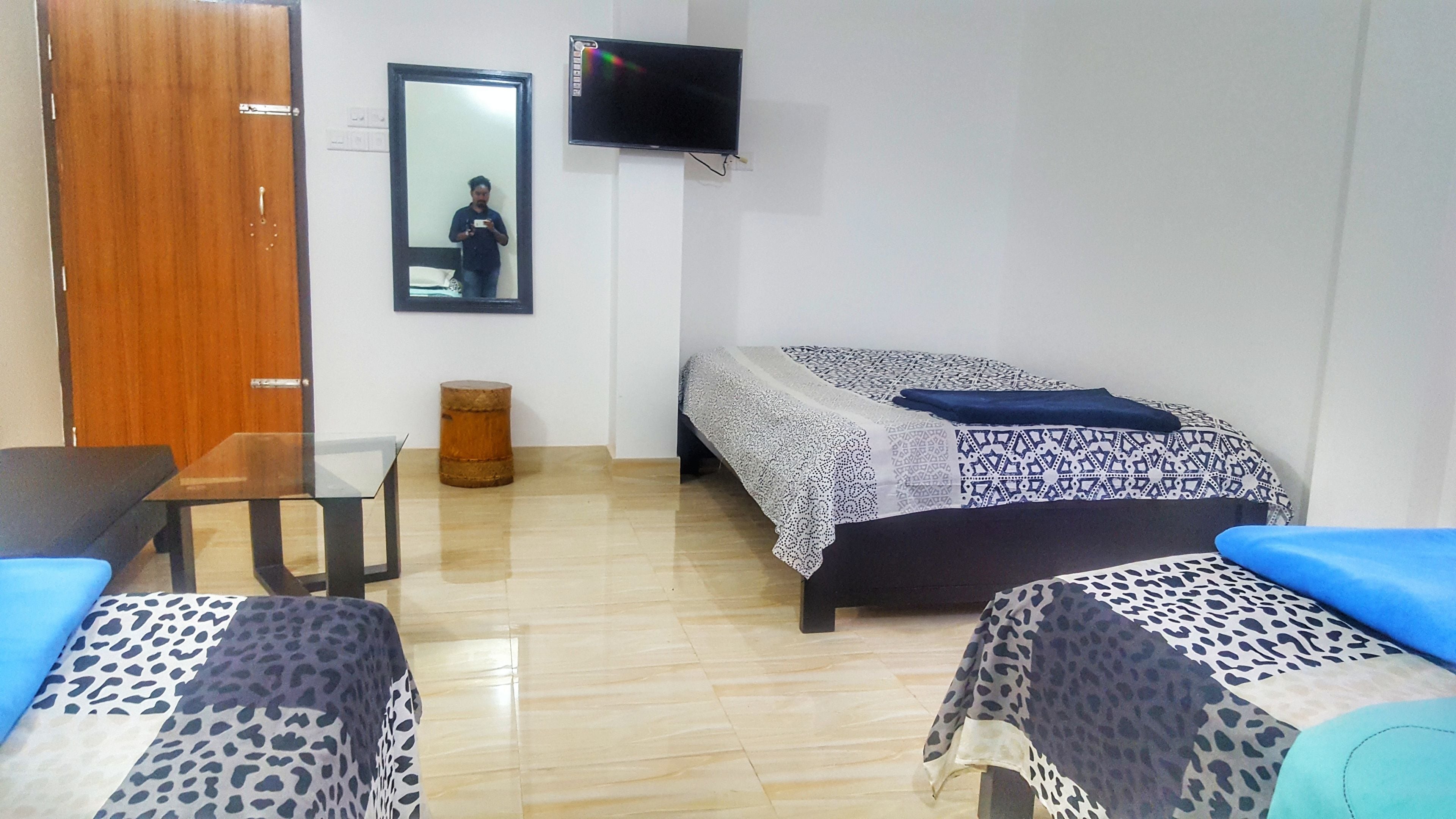 Executive Double Room | 1 bedroom, premium bedding, in-room safe, desk