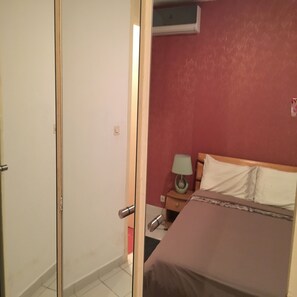 1 bedroom, premium bedding, down duvets, desk - Cash center (Abidjan)