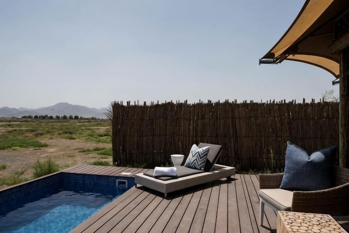 One Bed Tent Sea View With Plunge Pool