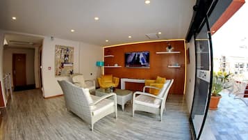 Sala de estar en el lobby