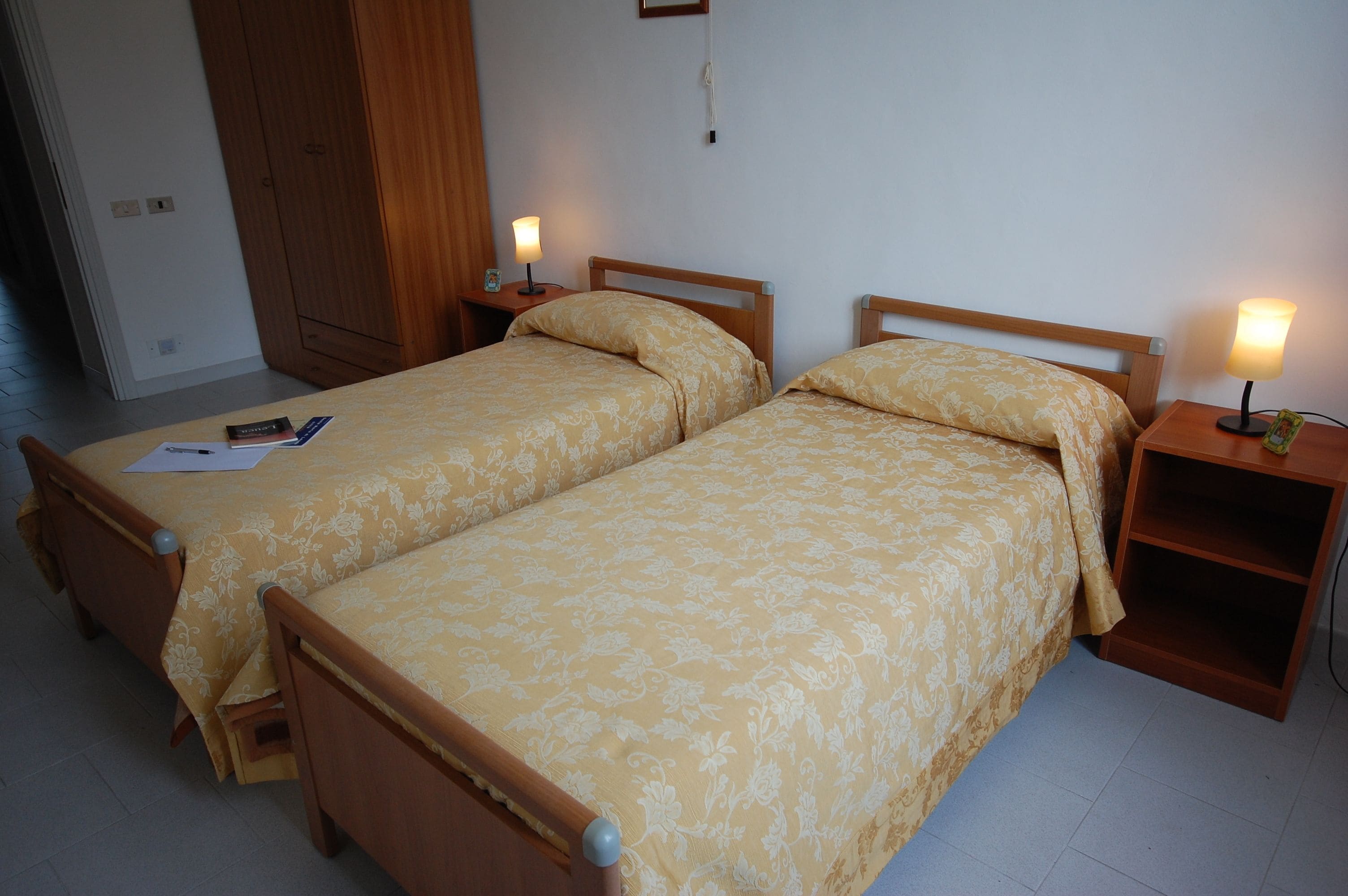 double or twin room | cots/infant beds, free wifi