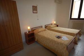 Doppel- oder Zweibettzimmer | Babybetten, kostenloses WLAN