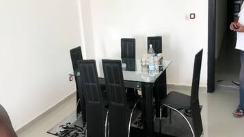 Appartement Confort, 2 chambres | Coin séjour