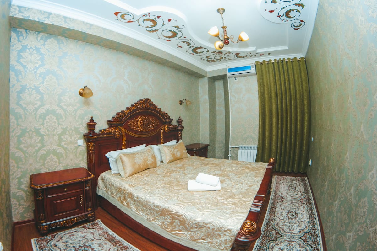 Departamento tradicional | 1 habitación, ropa de cama de alta calidad y escritorio