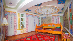 Traditional-Apartment | Wohnzimmer