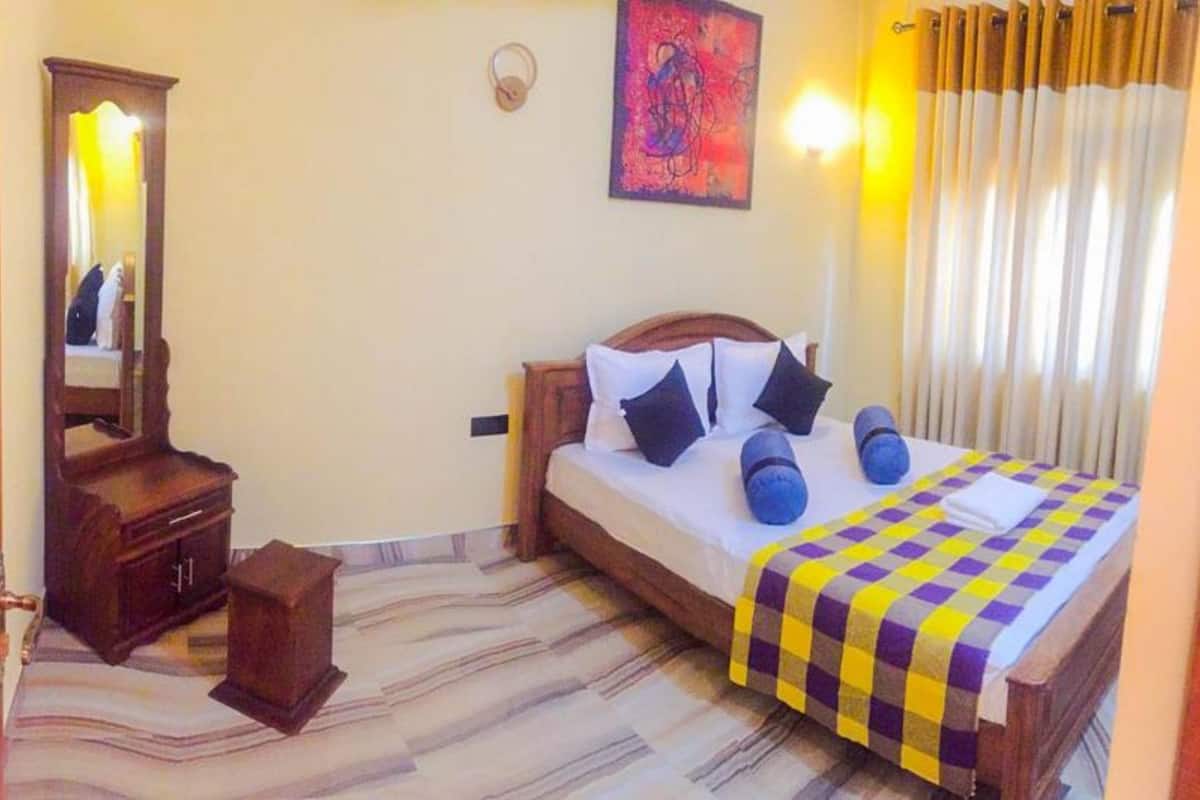 1 bedroom, premium bedding, in-room safe, desk
