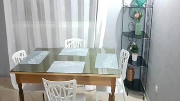 Comfort Apartment | In-room dining
