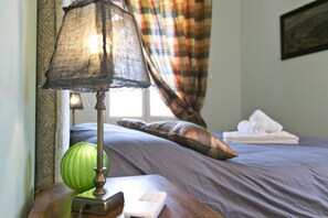 2 chambres, fer et planche à repasser, Wi-Fi, draps fournis