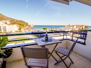 Outdoor dining - The Beach Studio by Hello Homes Sitges (Sitges)